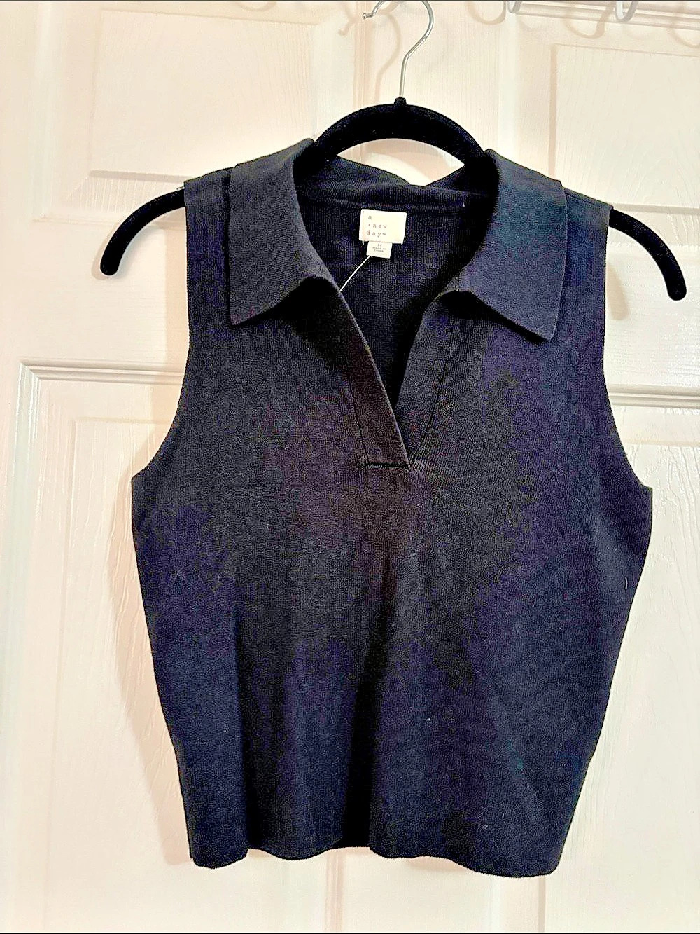 a new day Polo Collar Pullover Sweater Tank Black Blouse Size Medium NWT